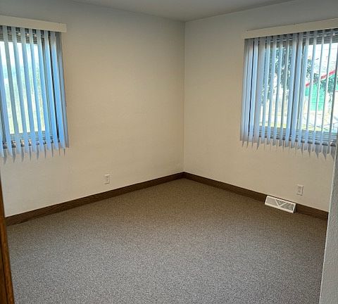 3rd image of 1516 Avon St APT 108