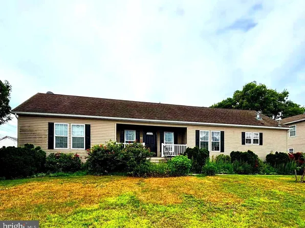 561 Inman Ave, Cinnaminson, NJ 08077