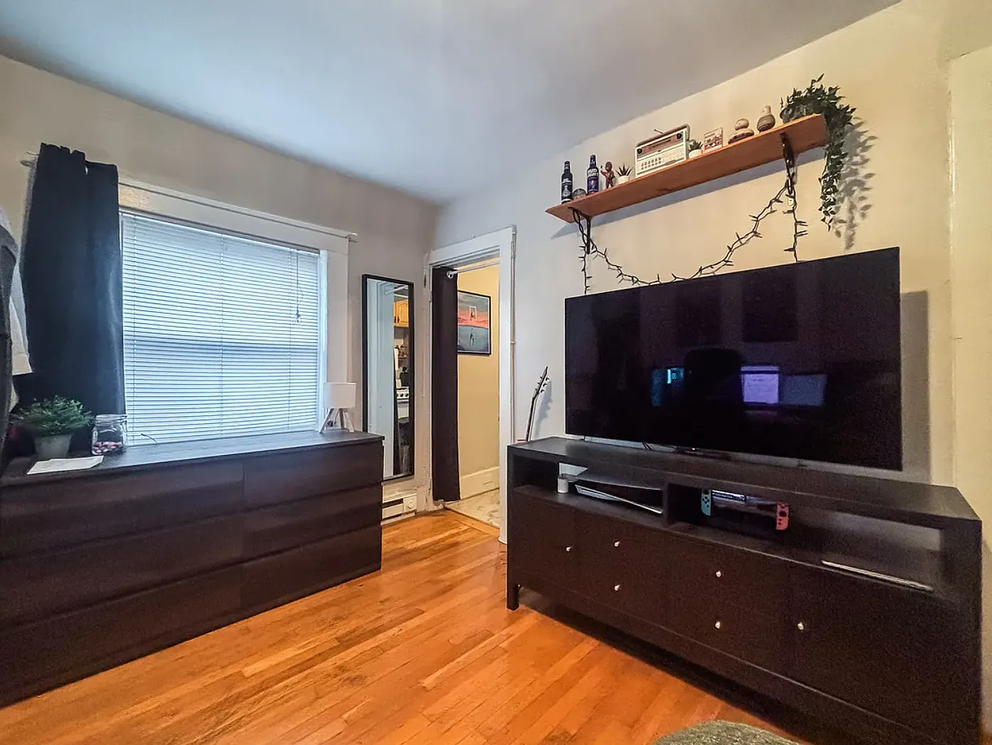 Studio, 9999 sqft, $2,250 — Photo 3