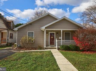 8 S George St, Mechanicsburg, PA