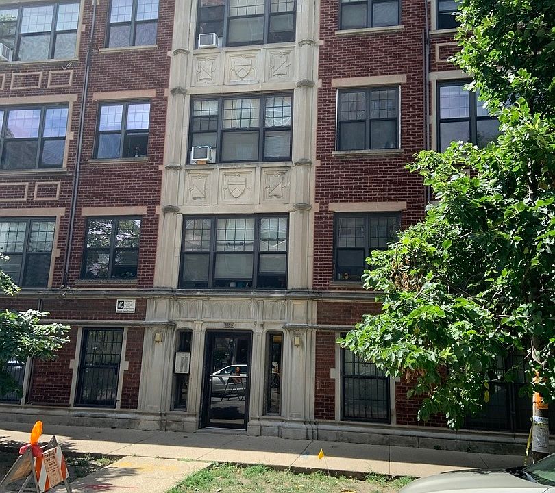 1st image of 6150 N Winthrop Ave #B4