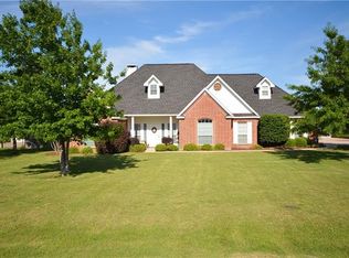 160 Royal Park Ln, Waxahachie, TX 75165
