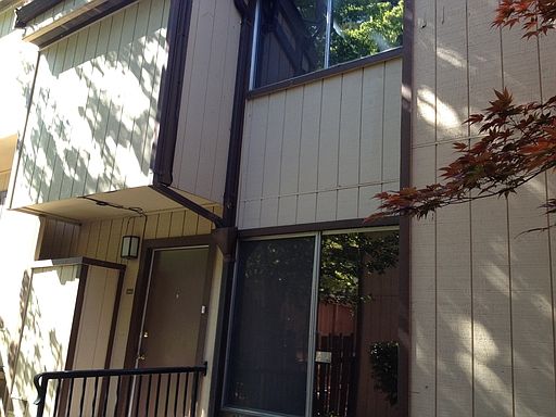 1st image of 109 Ascot Ct APT D