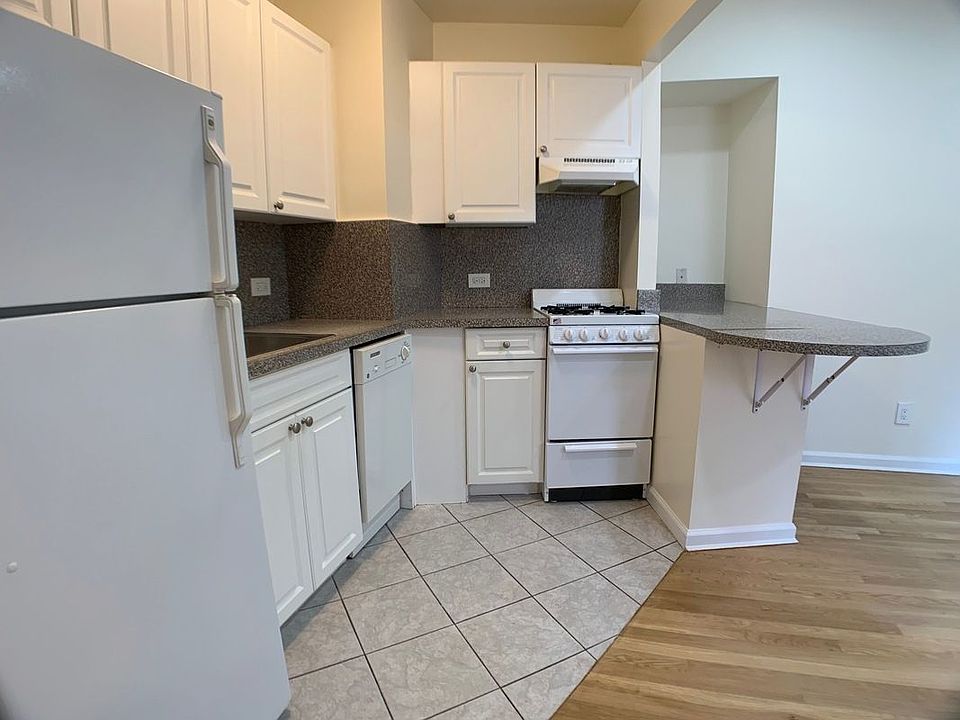 1st image of 355 W 51st St #56A