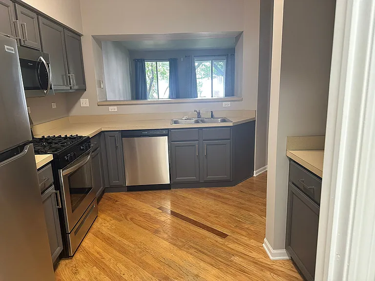 3022 Kentshire Cir #3022 — Photo 8