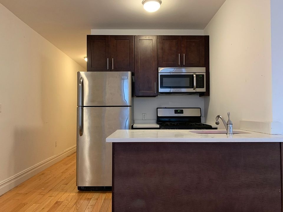 1st image of 21-80 38th St #2B4