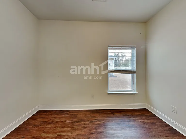 24 Madeline Cir — Photo 15