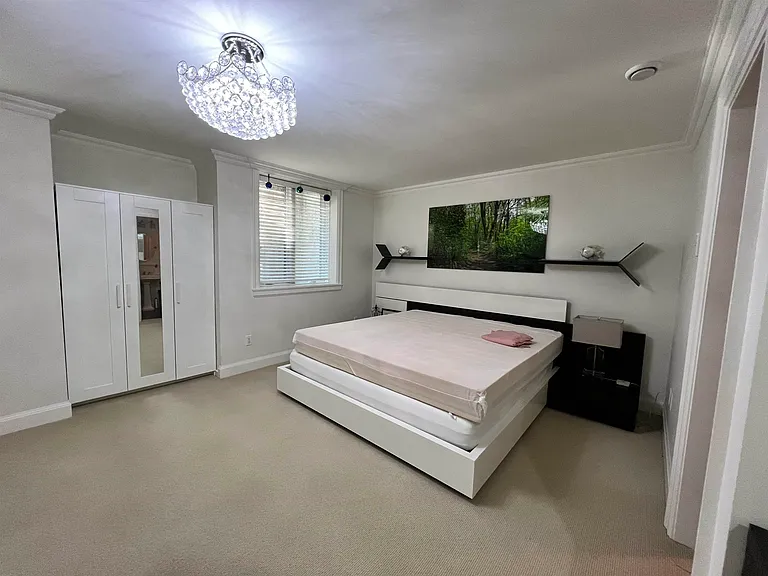 2054 Western Pkwy #BASEMENT — Photo 4