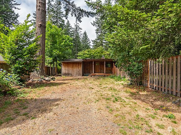 2nd image of 14405 445th Avenue SE