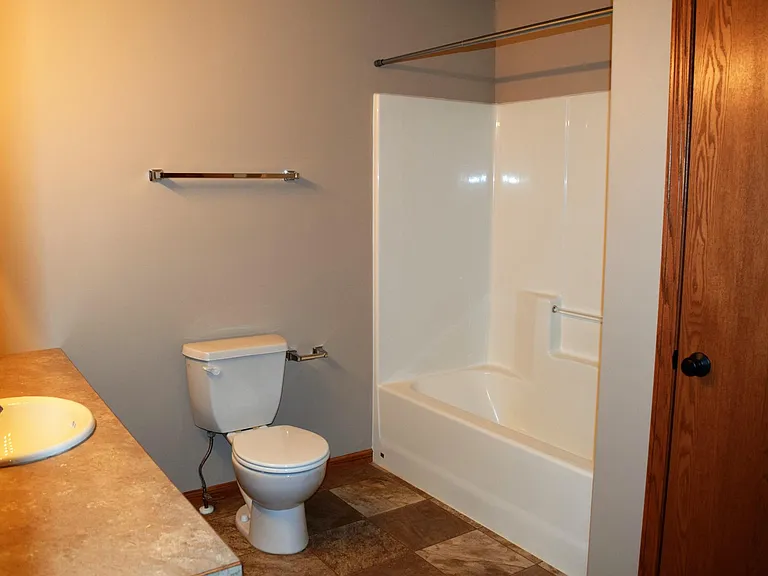 Master bath on main