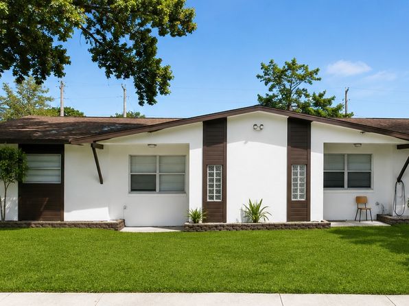 6211 SW 39th Ct Unit 1