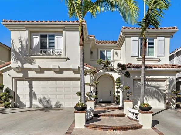 7135 Ashley Dr, Huntington Beach, CA 92648