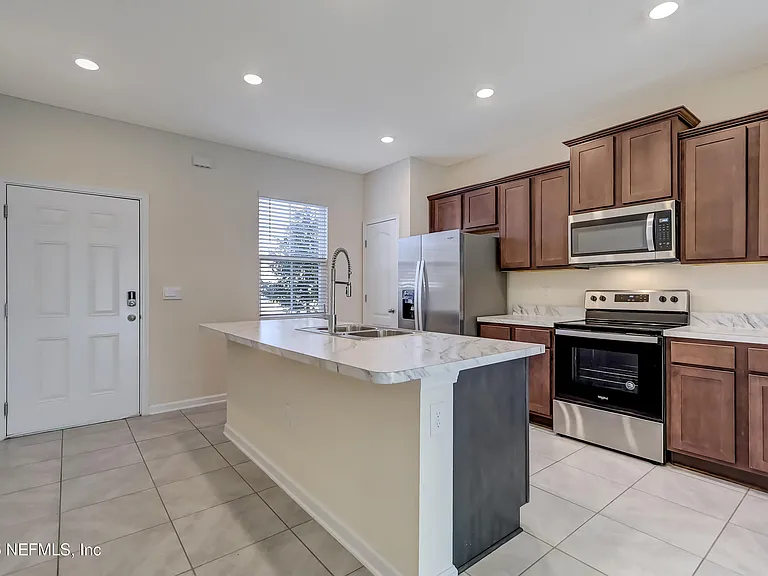 3978 Oak Mill Rd — Photo 5