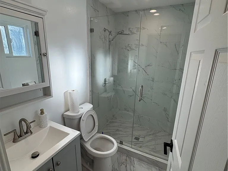 14134 Califa St — Photo 8