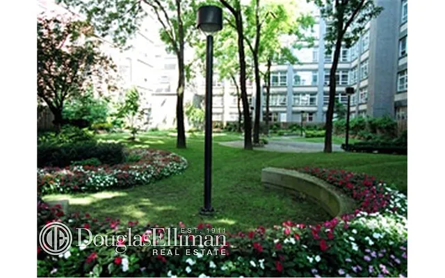 Sold by Douglas Elliman | media 18