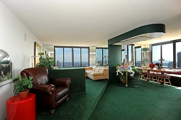 Sold by Corcoran | media 15