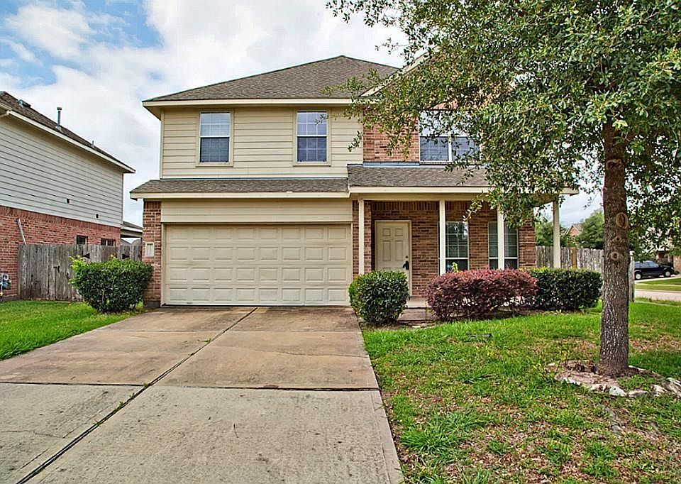1st image of 25323 Sierra Woods Ln
