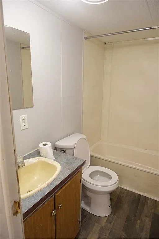 2 bed, 2.0 bath, 980 sqft, $1,500 — Photo 4