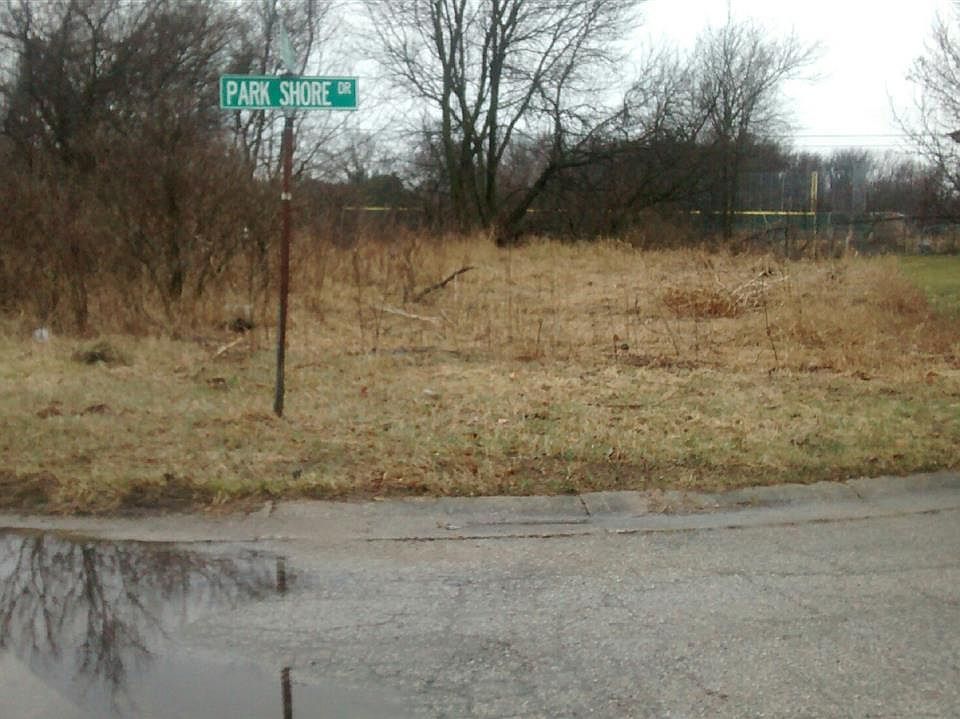 2nd image of S Shore Dr