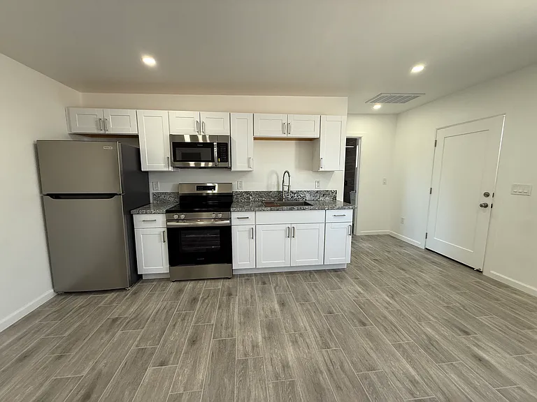 1318 N Sonoita Ave #2 — Photo 11