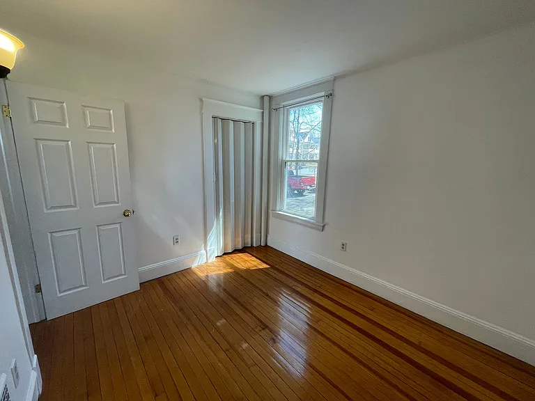 26 Livingston Ave — Photo 10