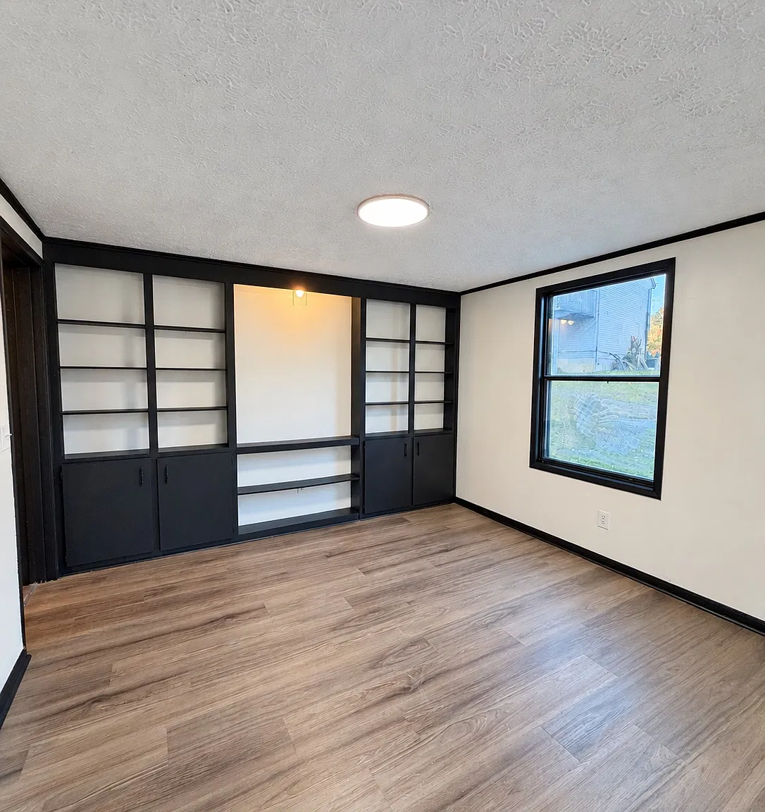 2 bed, $1,295 — Photo 4