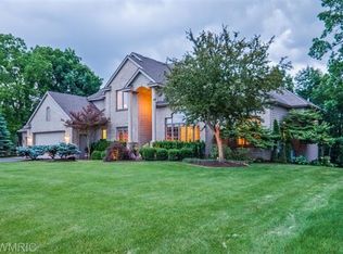 7880 Ashwood Dr SE, Ada, MI 49301