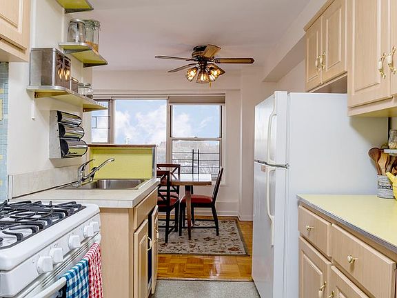 5th image of 135 Ashland Pl APT 16A