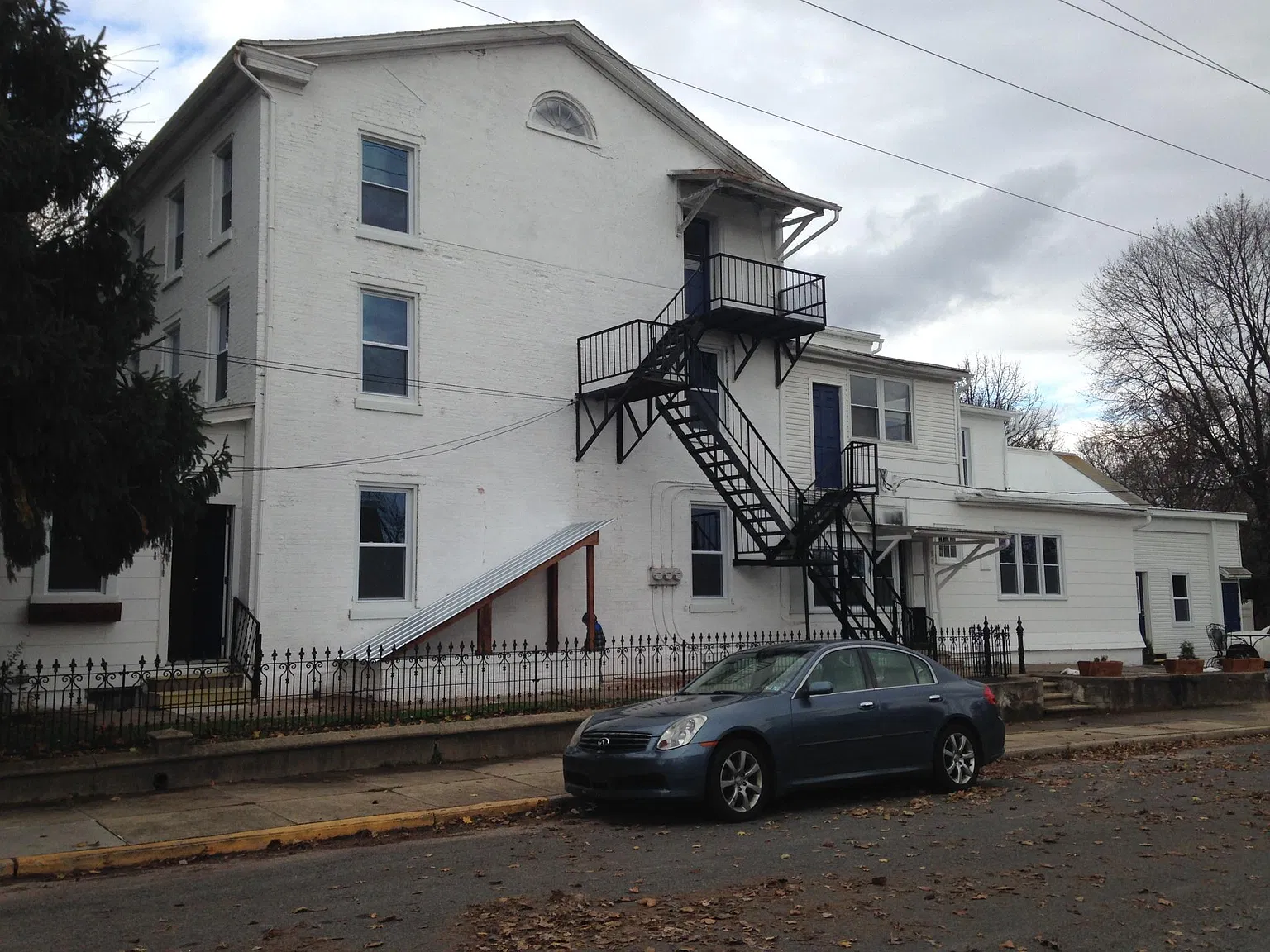 503 Main St — Photo 2