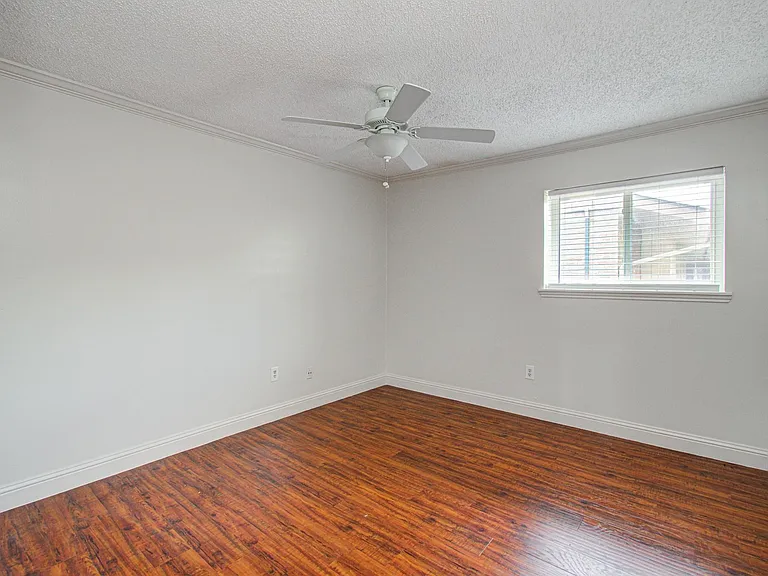 823 S Ripple Creek Dr — Photo 23