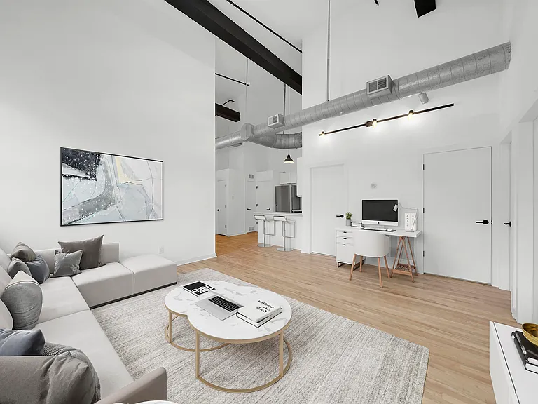 716 Madison St #301 — Photo 5
