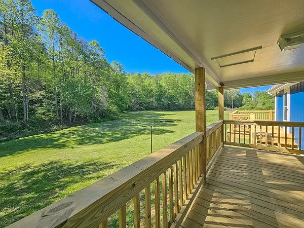 147 Weaver Creek Rd — Photo 31