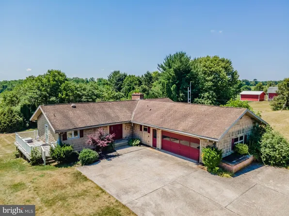 7959 Devonshire Heights Rd, Hummelstown, PA 17036