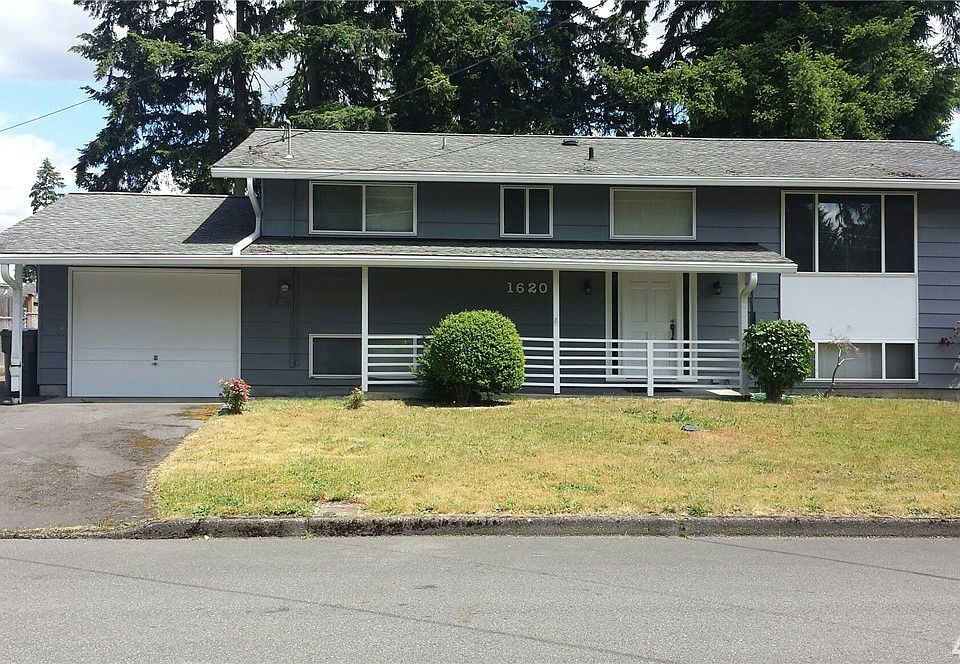 1st image of 1620 Hemlock Dr SE