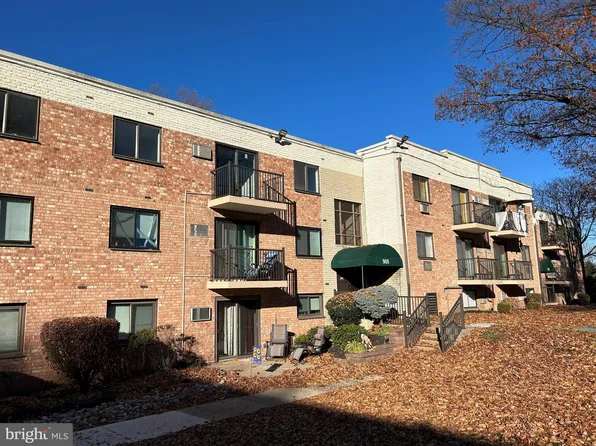 1575 W Street Rd APT 915, Warminster, PA 18974