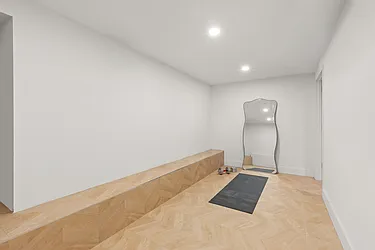 Rented by Nest Seekers International