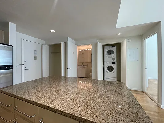 Rented by AvalonBay Communities (Manual) | media 24