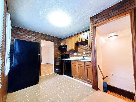 5th image of 157 Palmetto Ave