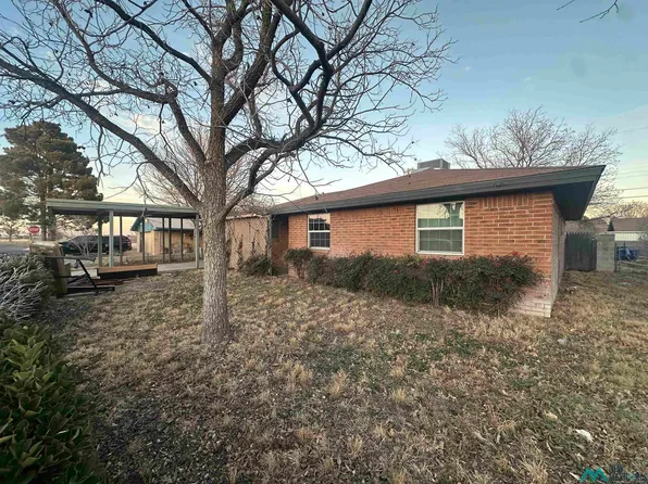 1614 N Cobb Dr, Hobbs, NM 88240