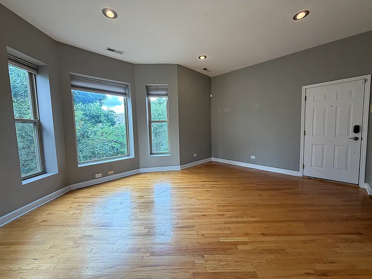 919 N Campbell Ave #3 — Photo 3