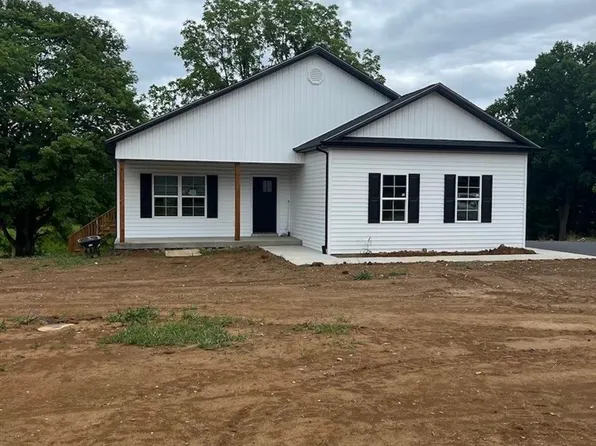 7650 Bowling Green Rd, Scottsville, KY 42164