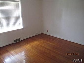4th image of 9811 Delhi Dr
