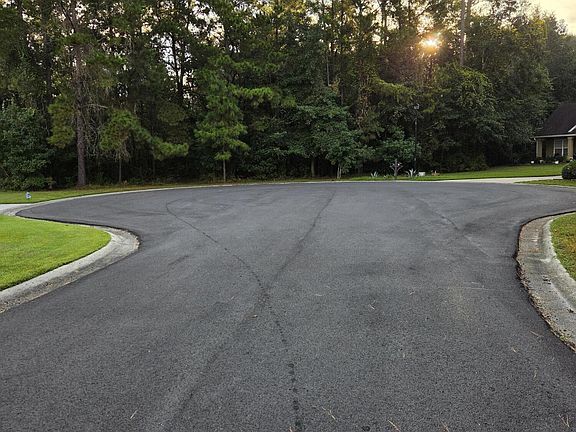 2nd image of 227 Hunters Point Way