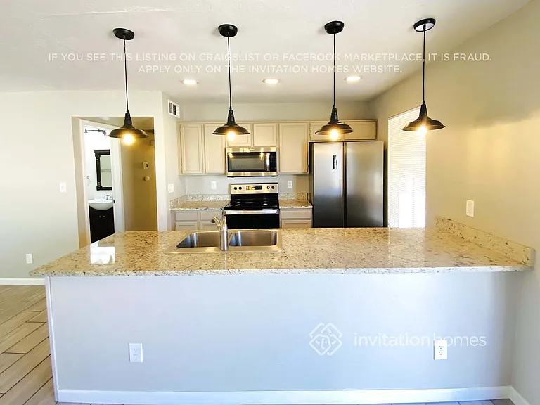 5770 W Frye Rd — Photo 5