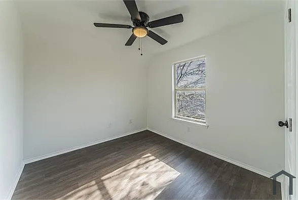 7705 Sable Ln — Photo 15