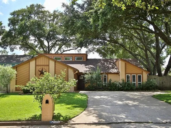 31219 Antonia Ln, Tomball, TX 77375