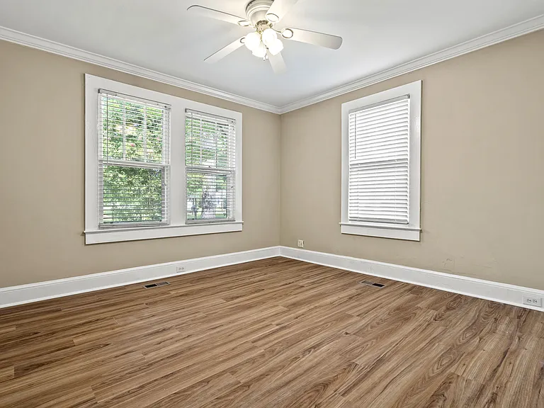 202 S Carolina Dr — Photo 13