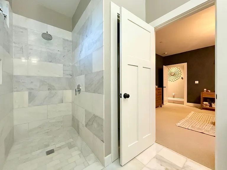 251 San Pedro Ave — Photo 24