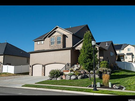 3rd image of 14852 S Headrose Dr