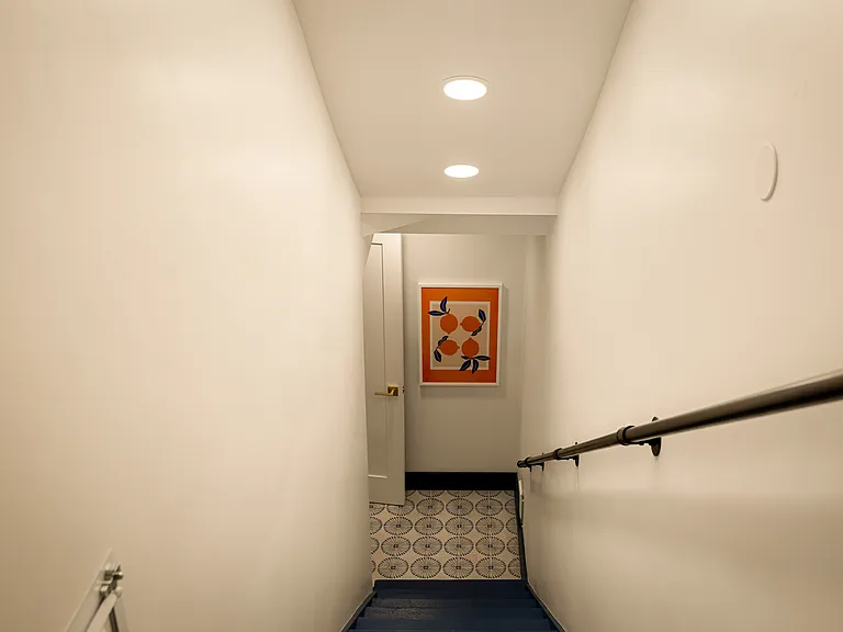 1028 Summit Ave #A — Photo 62